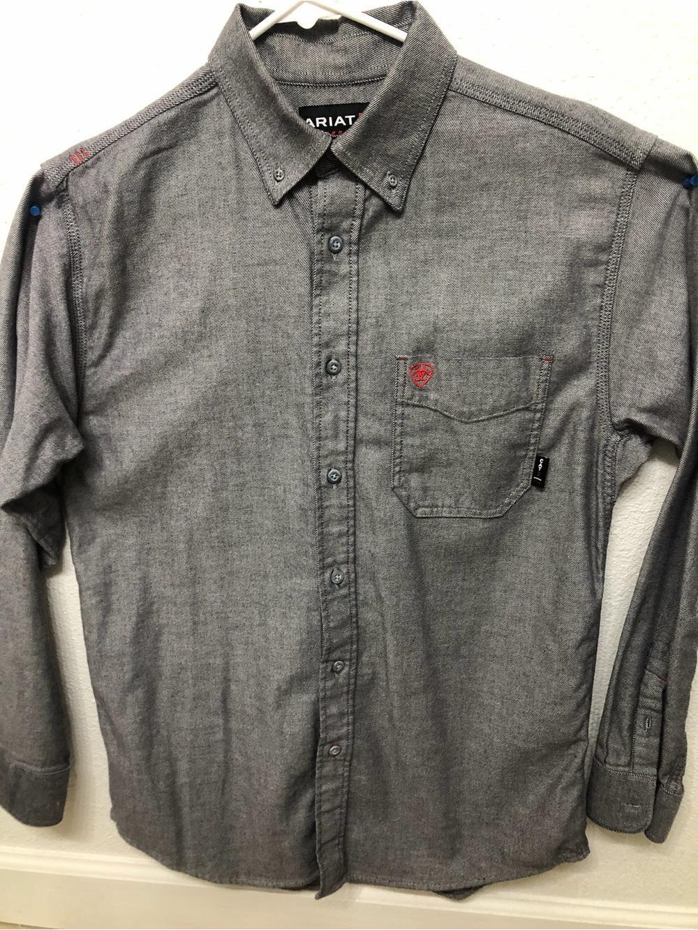Ariat Men's Gray Long-Sleeve FR Rated Button-Down Shirt with Pocket